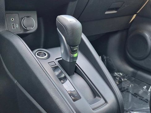 Used 2023 Nissan Kicks S FWD image 12