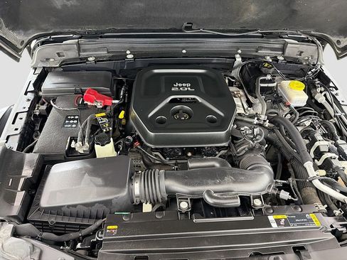 Used 2022 Jeep Wrangler Unlimited Rubicon w/ Cold Weather Group image 16