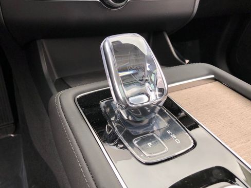 New 2026 Volvo XC90 B6 Plus w/ Protection Package Premier image 29