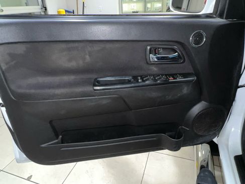 Used 2011 Chevrolet Colorado LT image 16