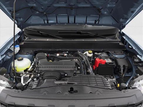 New 2026 Ford Maverick Tremor image 8