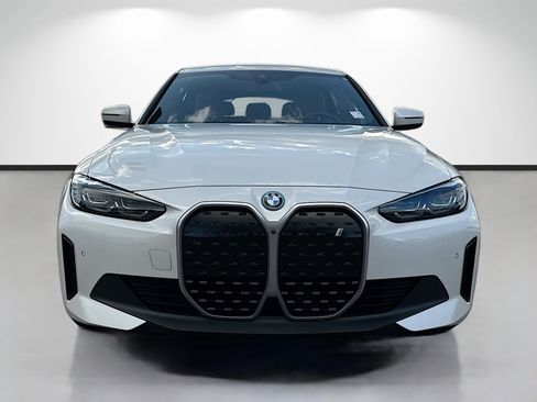 Used 2023 BMW i4 eDrive35 w/ Premium Package image 8