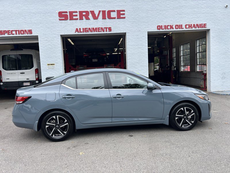 Used 2025 Nissan Sentra SV w/ All-Weather Package FWD image 8