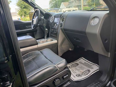 Used 2008 Lincoln Mark LT 4x4 image 13