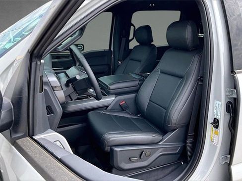 New 2026 Ford F150 XLT w/ Equipment Group 302A MID image 9