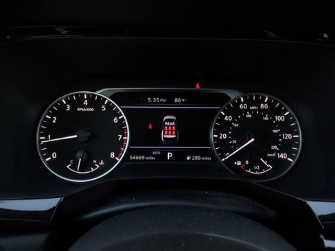 Used 2025 Nissan Pathfinder SV AWD/4WD image 41