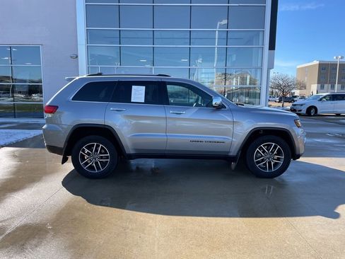 Used 2021 Jeep Grand Cherokee Limited w/ Premium Lighting Group image 4