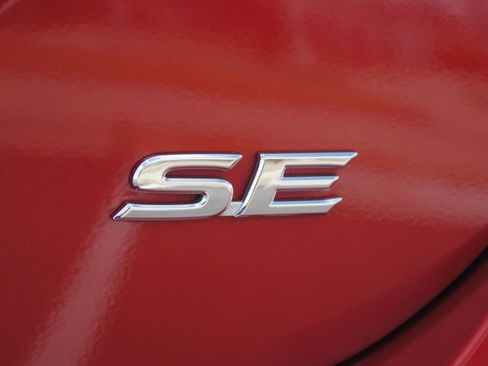 Used 2024 Toyota Camry SE image 17