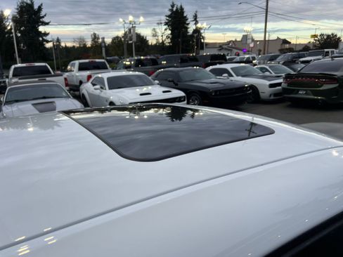 Used 2021 Dodge Challenger SRT Hellcat w/ Plus Package image 6