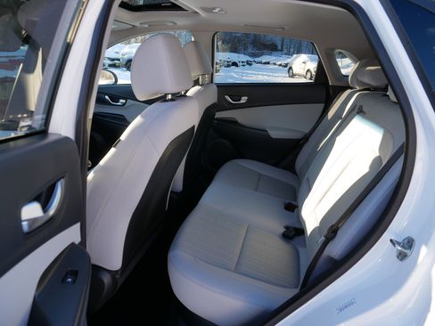 Used 2023 Hyundai Kona SEL w/ Convenience Package image 35