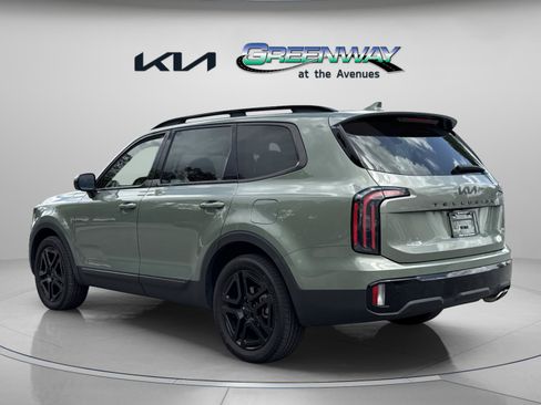 Certified 2025 Kia Telluride SX Prestige X-Line AWD/4WD image 5