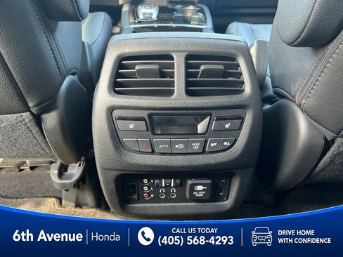 Used 2017 Honda Pilot Elite image 26