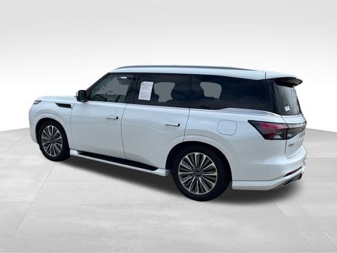 Used 2025 INFINITI QX80 Sensory AWD/4WD image 3