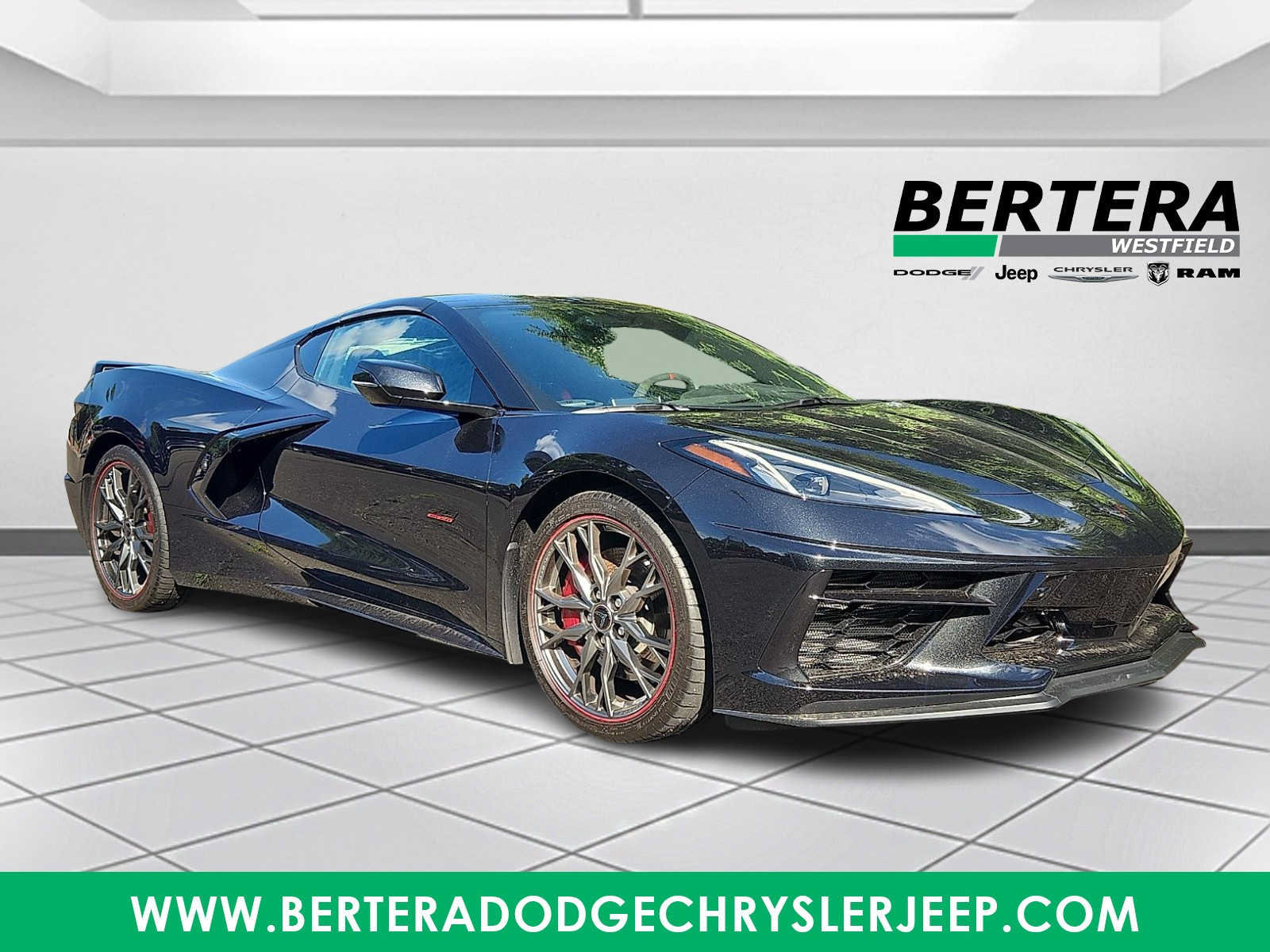 Used 2023 Chevrolet Corvette Stingray Premium Cpe w/ Z51 Performance Package RWD image 1