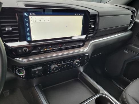 Used 2024 Chevrolet Silverado 2500 LTZ w/ LTZ Plus Package image 39