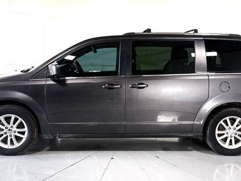 Used 2019 Dodge Grand Caravan SXT FWD image 7