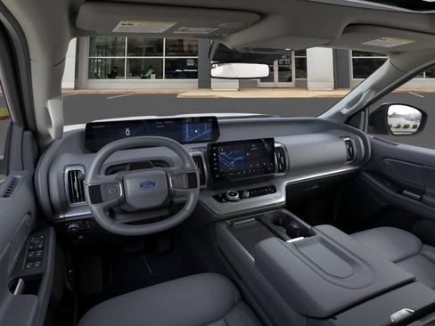 New 2026 Ford Expedition Active AWD/4WD image 9