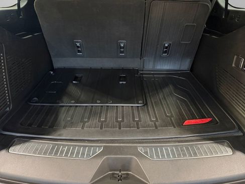 Used 2023 GMC Yukon XL Denali w/ Max Trailering Package image 5