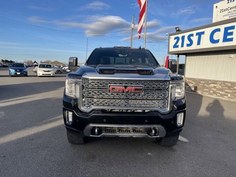 Used 2022 GMC Sierra 3500 Denali w/ Denali Ultimate Package image 2