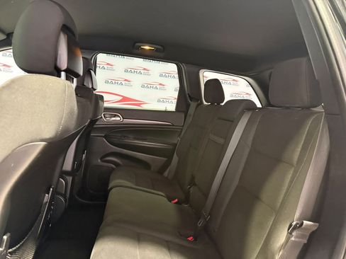 Used 2014 Jeep Grand Cherokee Laredo w/ 18" Wheel & 8.4" Radio Group AWD/4WD image 31
