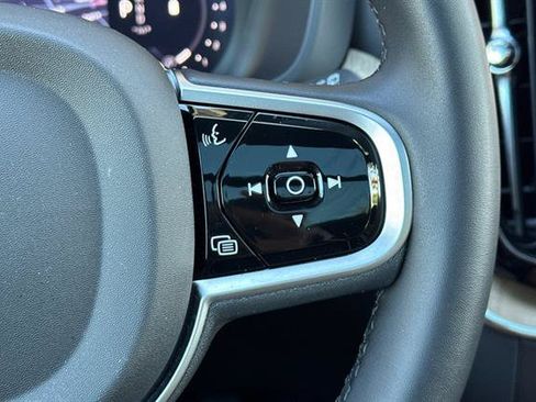 Used 2026 Volvo XC60 B5 Plus w/ Climate Package AWD/4WD image 28