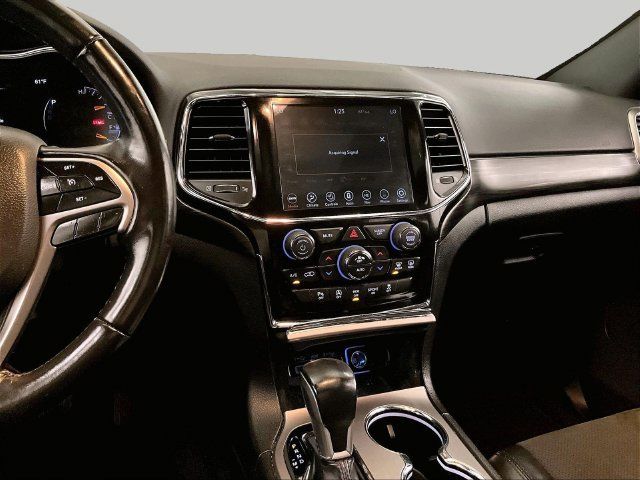 Used 2022 Jeep Grand Cherokee Laredo X AWD/4WD image 6