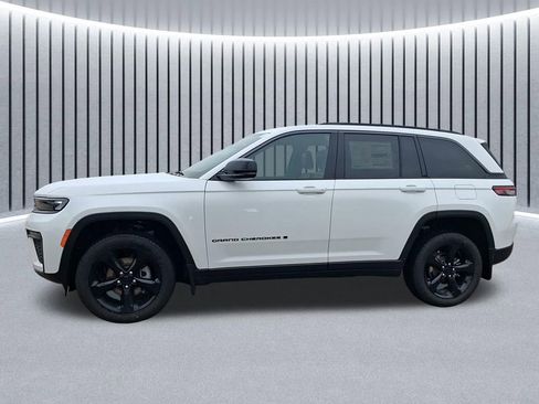 New 2026 Jeep Grand Cherokee Limited image 16