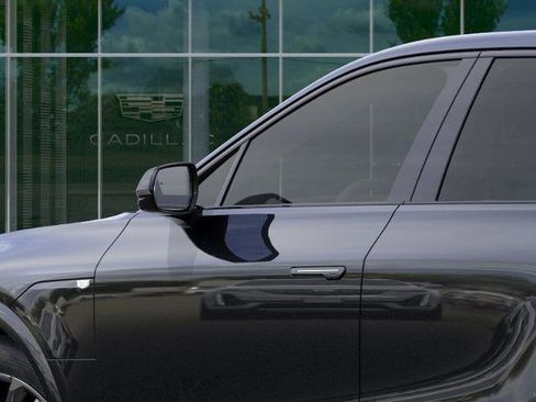 New 2026 Cadillac Lyriq V w/ LPO, Floor Liner Package image 36