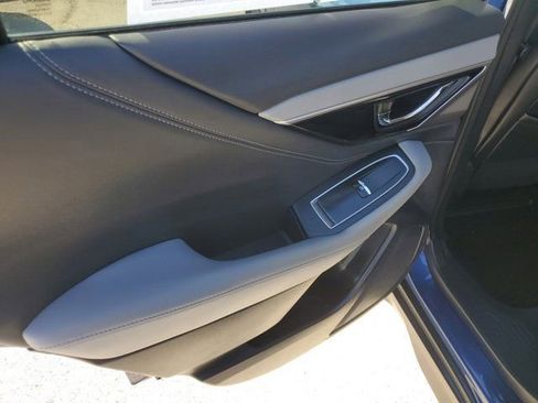 Used 2020 Subaru Outback Limited image 21