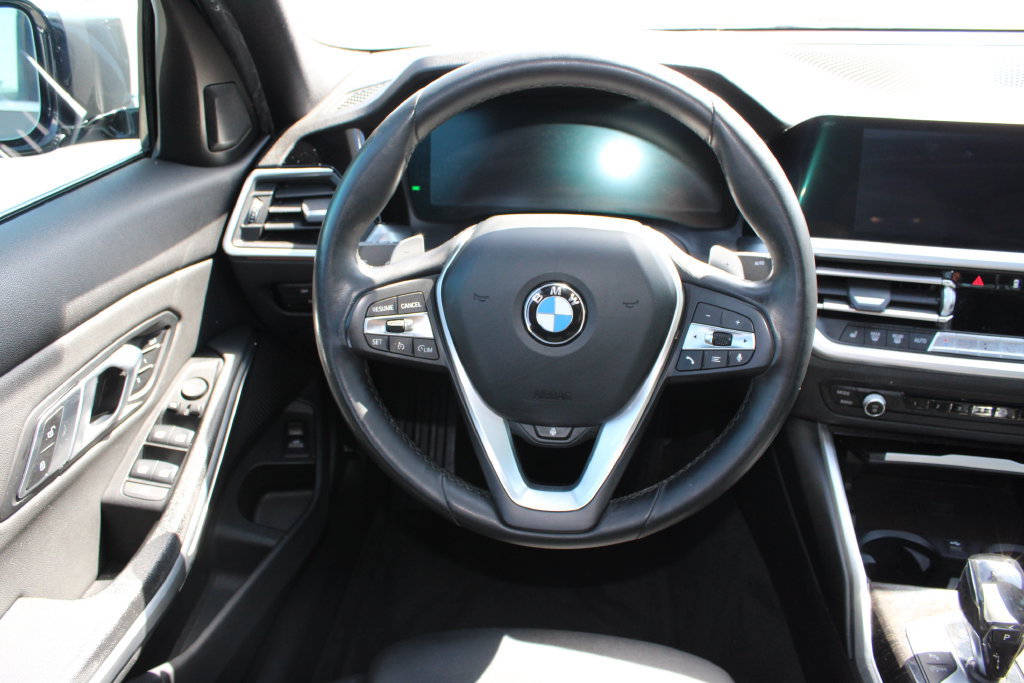 Used 2020 BMW 330i xDrive Sedan w/ Convenience Package AWD/4WD image 12