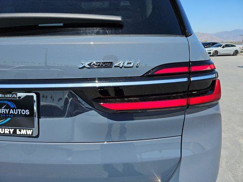 New 2026 BMW X7 xDrive40i w/ Premium Package image 37