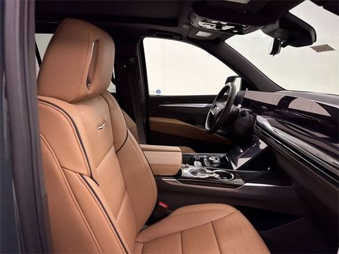 New 2026 Cadillac Escalade Luxury image 24