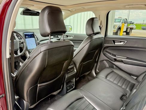 Used 2021 Ford Edge SEL w/ Convenience Package AWD/4WD image 13
