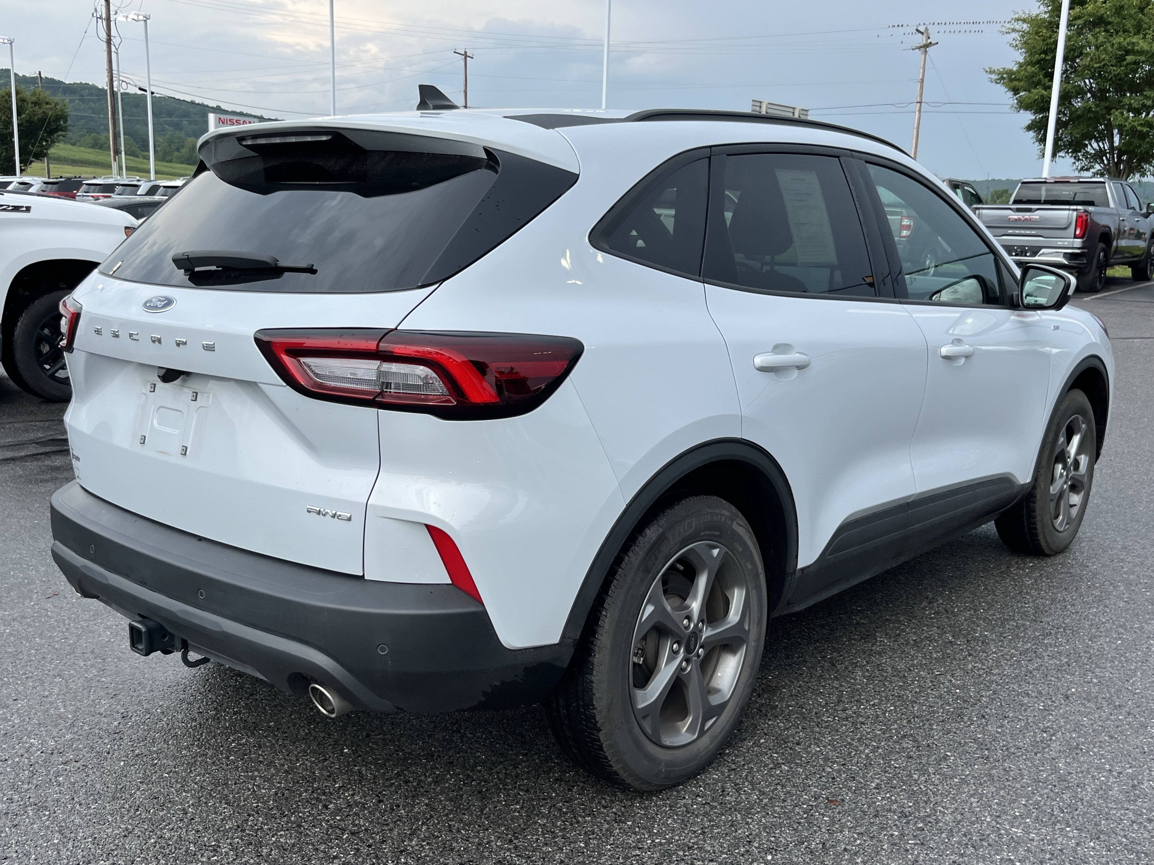 Used 2025 Ford Escape ST-Line Select w/ Tech Pack #2 AWD/4WD image 6
