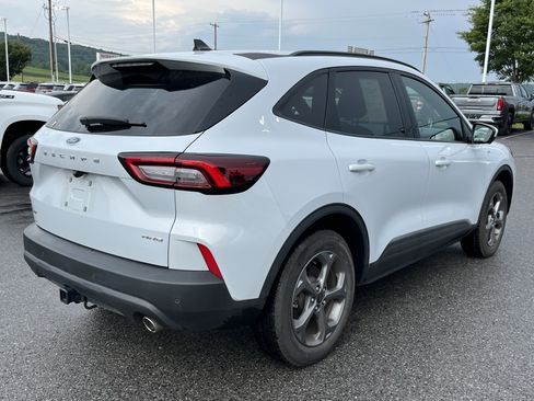 Used 2025 Ford Escape ST-Line Select w/ Tech Pack #2 AWD/4WD image 6