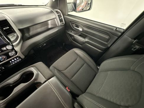Used 2025 RAM 1500 Warlock AWD/4WD image 11