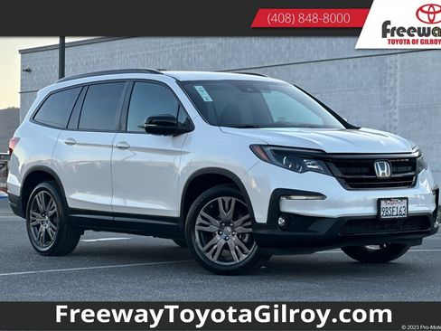 Used 2022 Honda Pilot Sport image 1