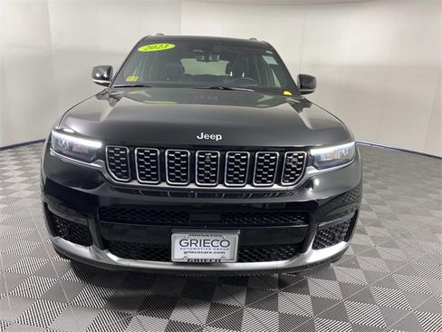 Used 2023 Jeep Grand Cherokee L Summit image 3