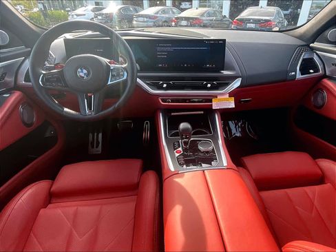Used 2025 BMW XM AWD/4WD image 18