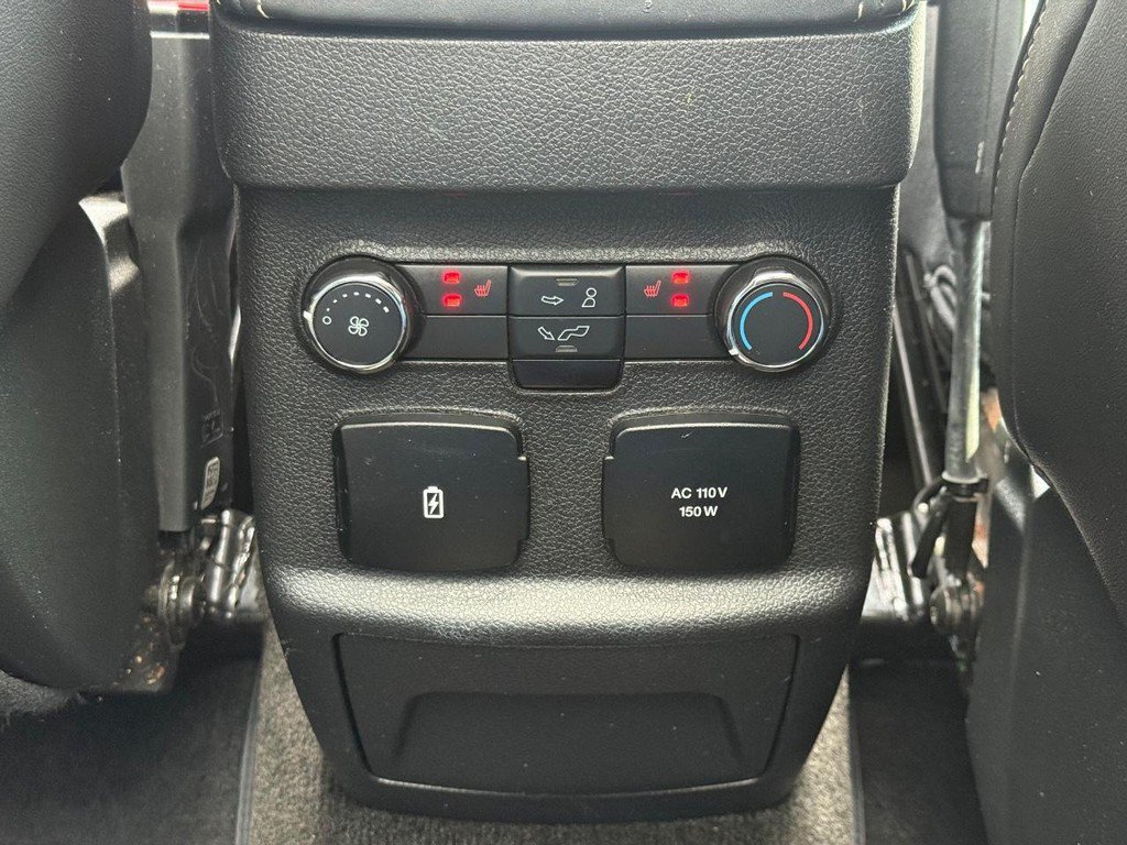 Used 2018 Ford Explorer Platinum AWD/4WD image 16