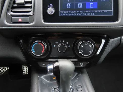 Used 2022 Honda HR-V Sport image 19