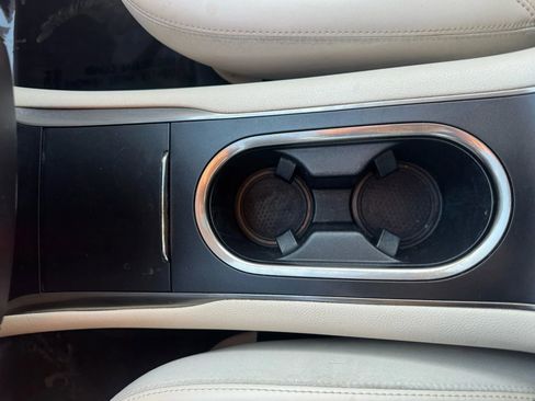 Used 2016 Lincoln MKC Reserve w/ Lincoln MKC Climate Package image 22