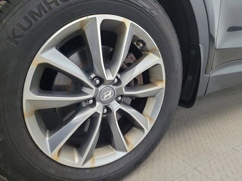 Used 2019 Hyundai Santa Fe XL SE image 31