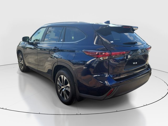 Used 2026 Toyota Highlander XLE AWD/4WD image 5