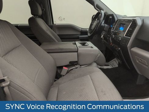 Used 2015 Ford F150 XLT image 16