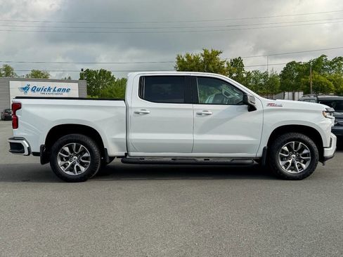 Used 2022 Chevrolet Silverado 1500 RST w/ Z71 Off-Road Package image 2