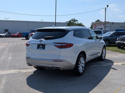 Used 2020 Buick Enclave Premium w/ Surround and Sites Package FWD image 5
