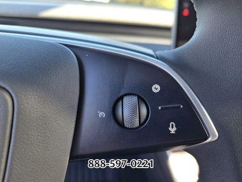 Used 2026 Tesla Model Y Long Range image 19