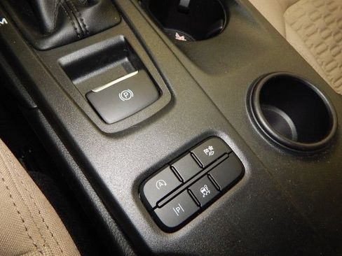 Used 2024 Ford Ranger XLT w/ Technology Package RWD image 23