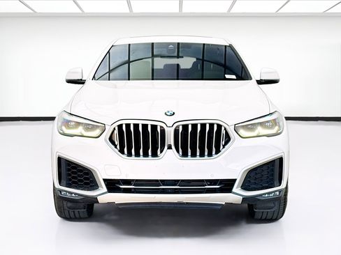 Used 2020 BMW X6 sDrive40i w/ Premium Package image 2